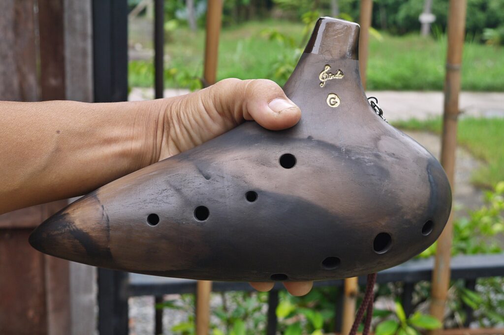 Bass G ocarina. Dinda Ocarina.