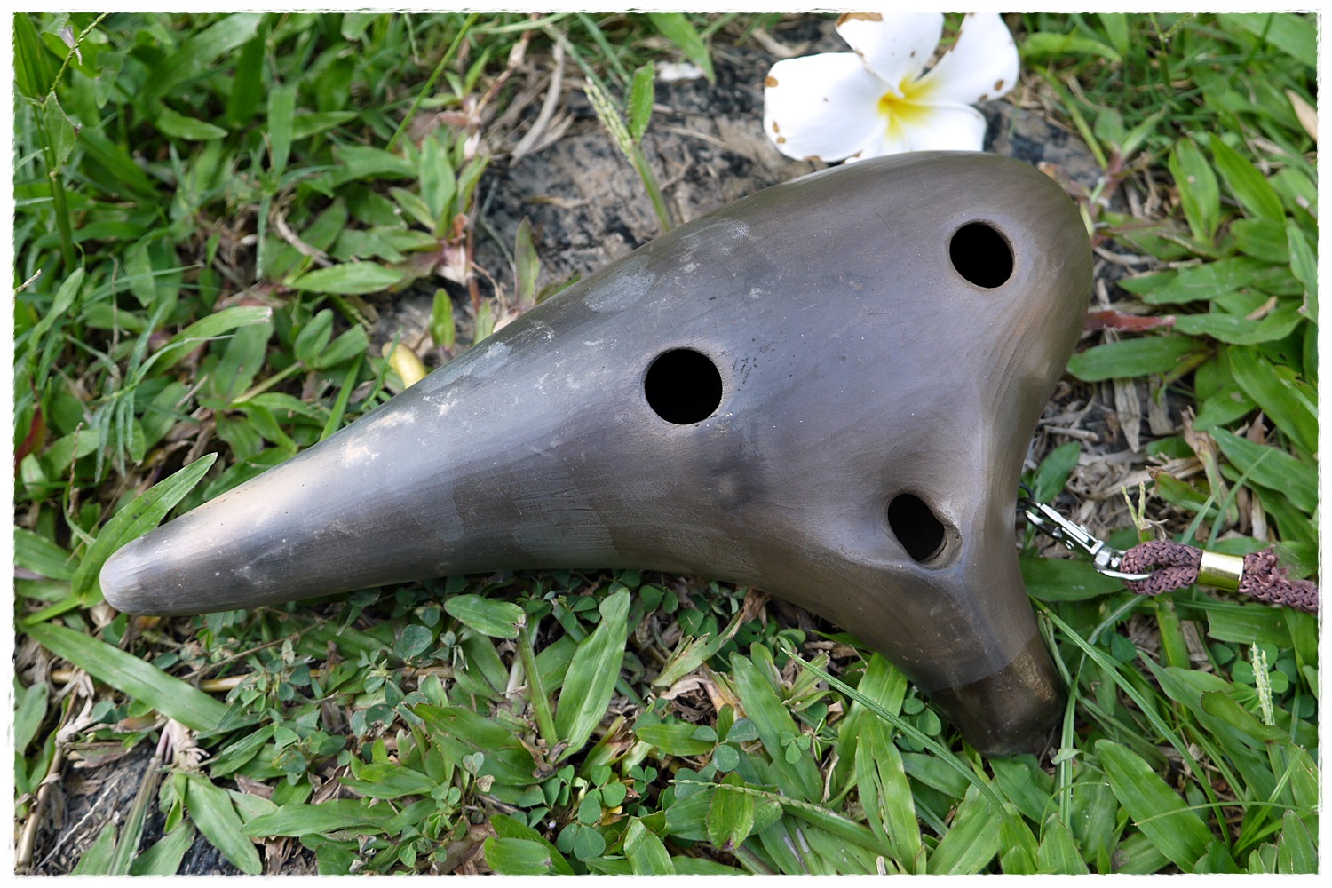 Ocarina Eb.12 holes. Dinda Ocarina.