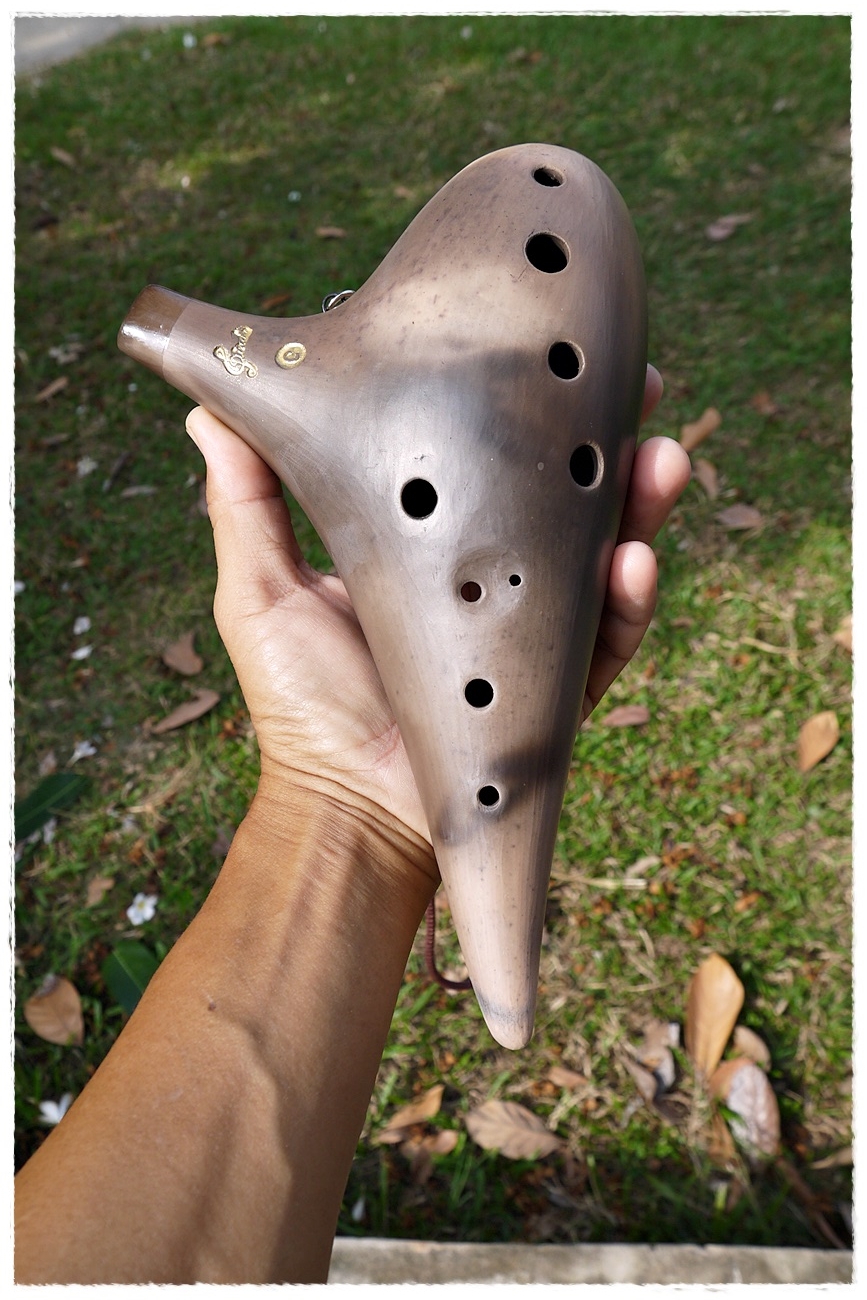 Bass C ocarina 11 holes. Dinda Ocarina.